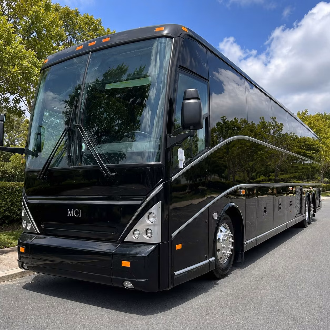charter buses for large concert groups heading out of stamford