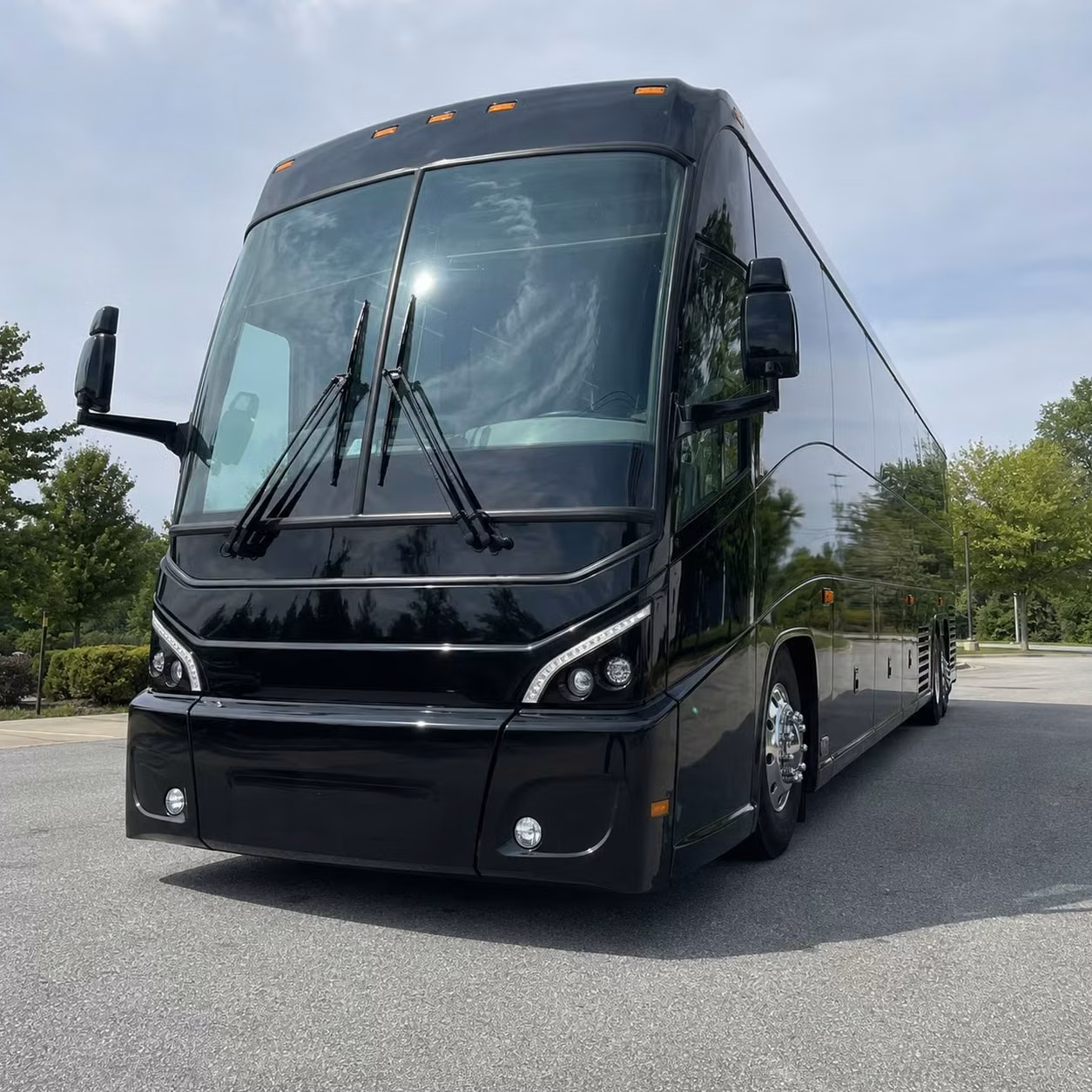 how trip distance and duration affect charter bus rental rates in stamford