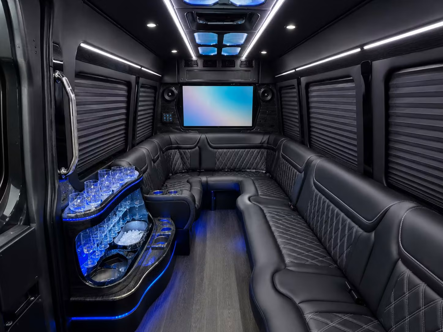 stamford airport transfer cruise shuttle bus rentals