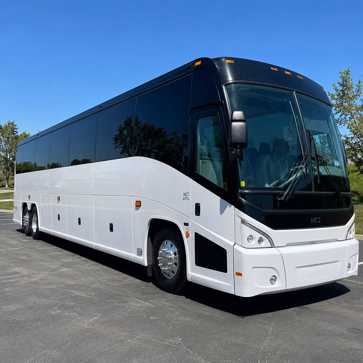 stamford to jfk laguardia and newark group airport shuttles that beat the i 95 grind